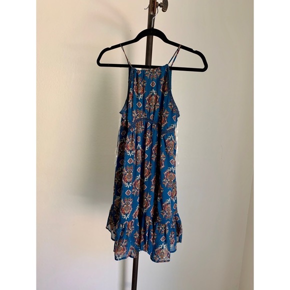 SOLD Buckle COCO + JAIMESON Sleeveless Dress - Picture 4 of 10